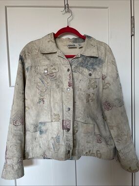 Vintage-Inspired Printed Cream Jacket